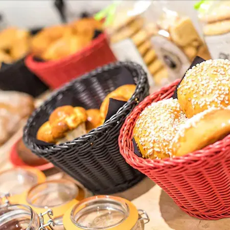 Saletta Casale Lägenhetshotell LʼÎle-Rousse