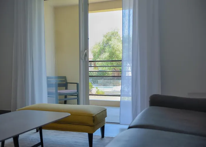 Aparthotel Saletta Casale L'Ile-Rousse (Corsica)