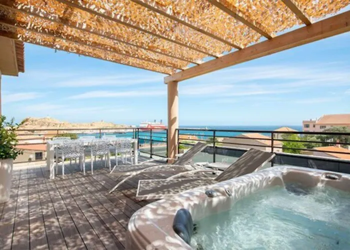 Saletta Casale Aparthotel 4*