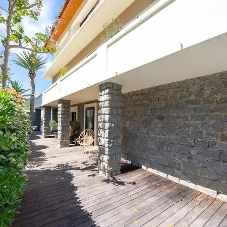 Hotel apartamentowy Saletta Casale LʼÎle-Rousse