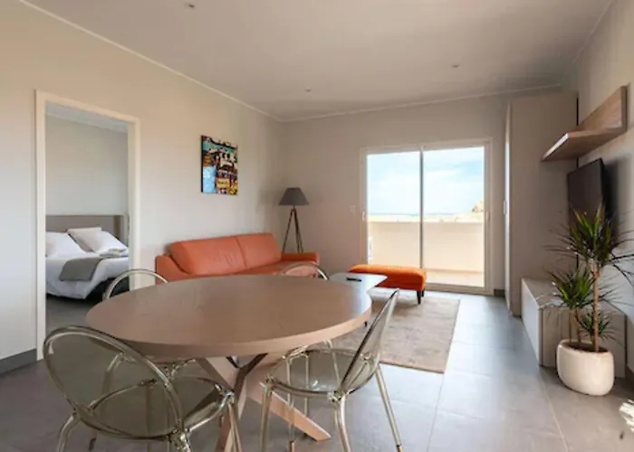 Saletta Casale Hotel apartamentowy LʼÎle-Rousse